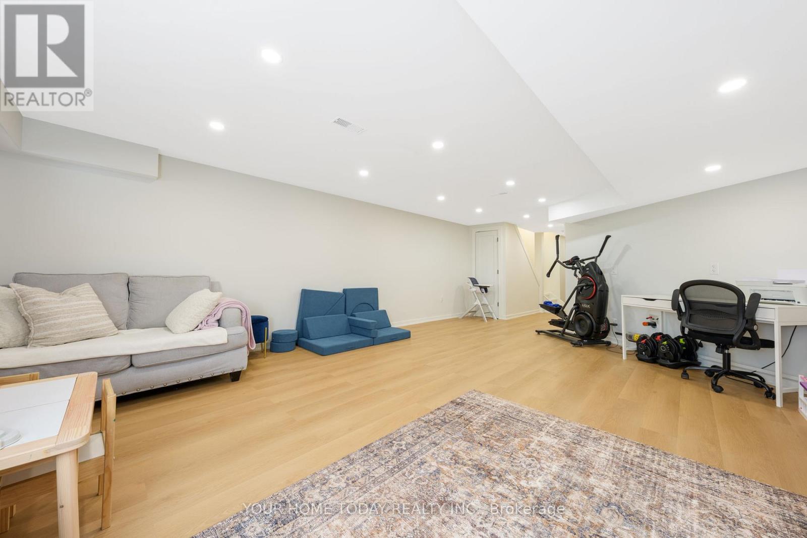 37 Ridgegate Crescent, Halton Hills, Ontario  L7G 0L6 - Photo 29 - W12841356