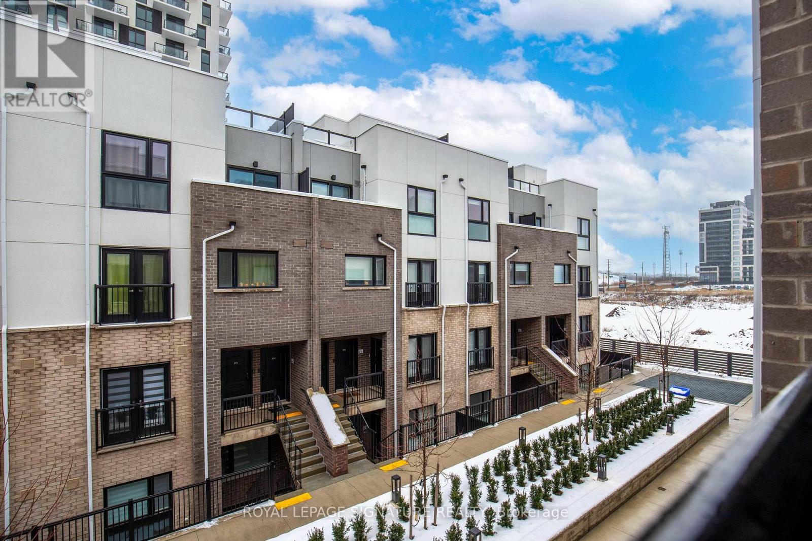 315 - 349 Wheat Boom Drive W, Oakville, Ontario  L6H 7X5 - Photo 10 - W12841366