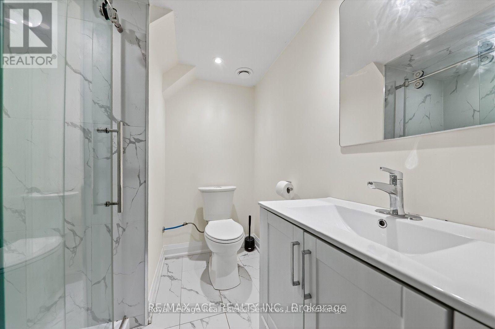 100 Brimwood Drive, Toronto, Ontario  M1V 1C2 - Photo 11 - E12841444