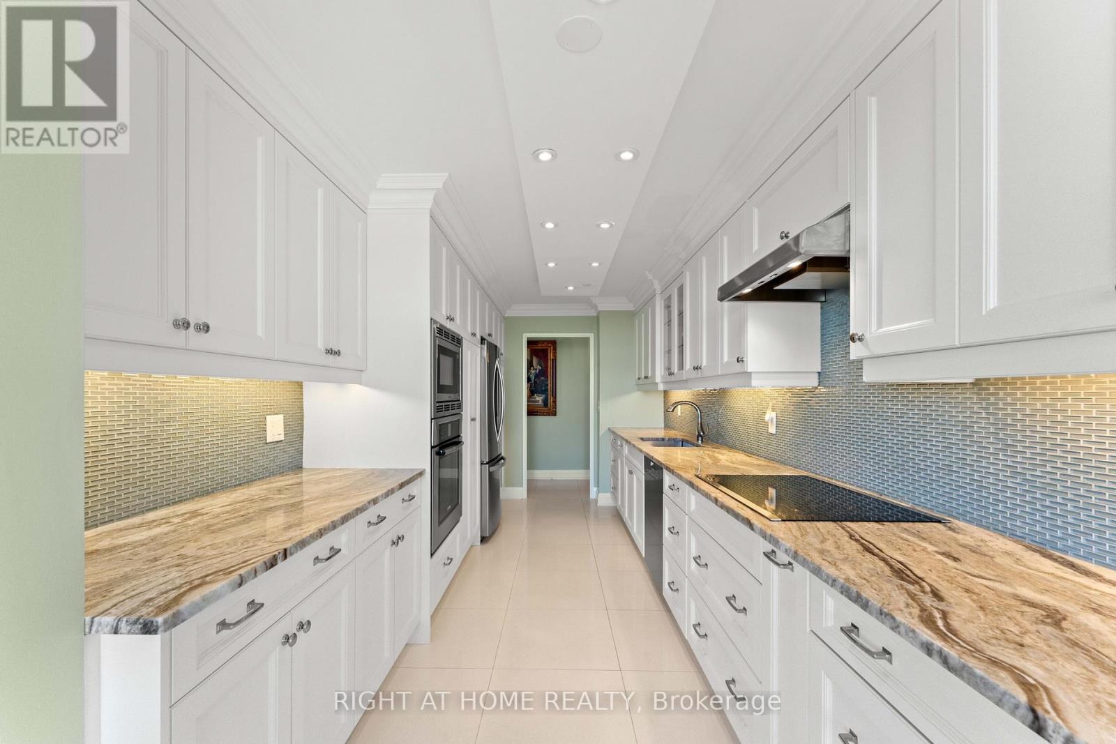 1503 - 3 Concorde Place, Toronto, Ontario  M3C 3K7 - Photo 4 - C12307087