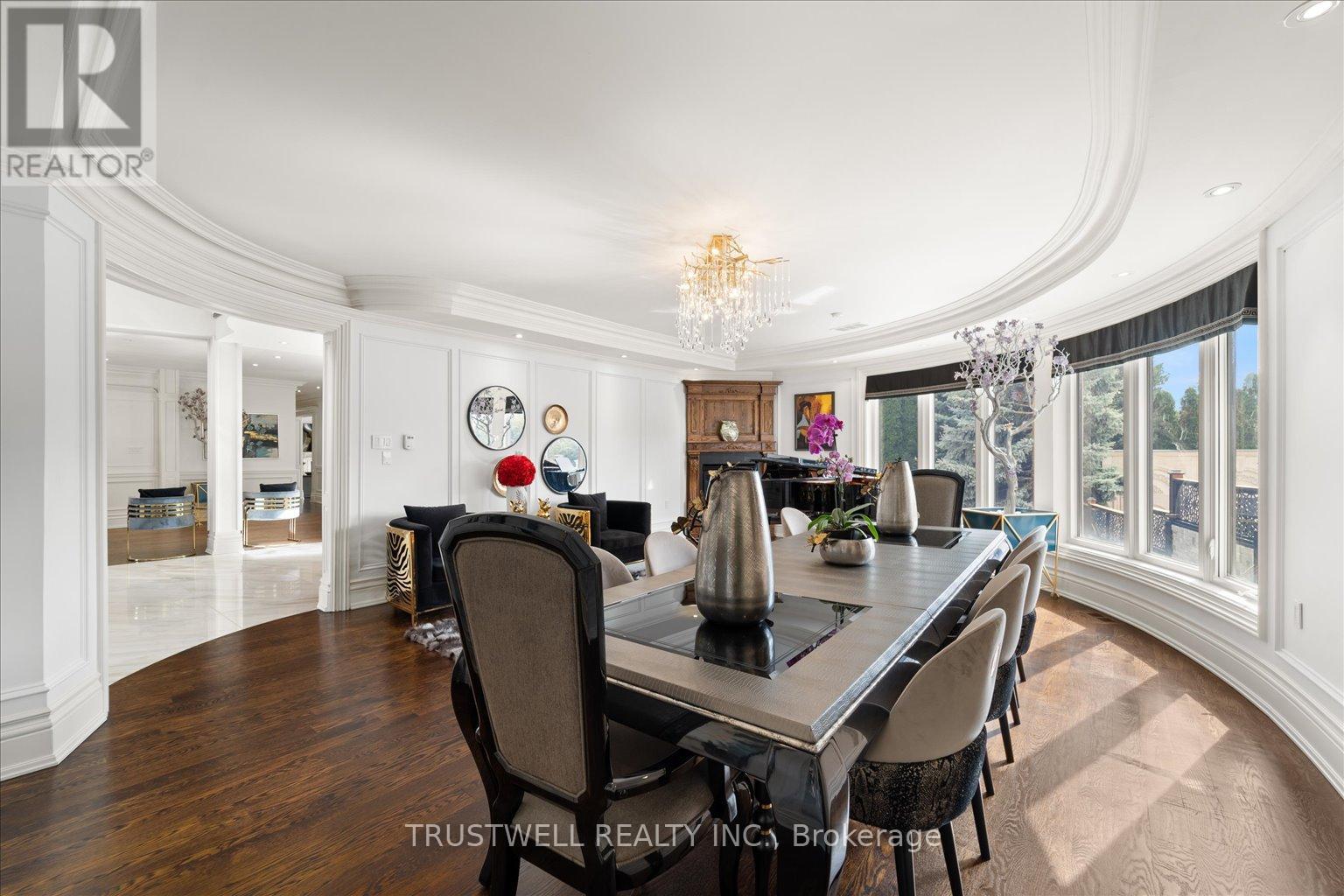 5 Royal Oak Drive, Toronto, Ontario  M3C 2M1 - Photo 15 - C12679074