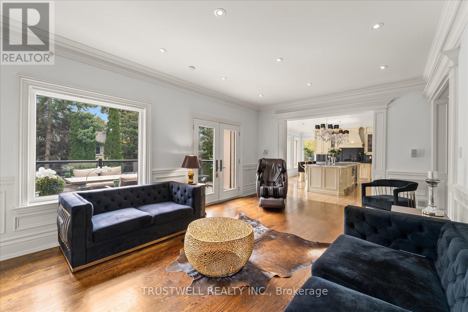 5 Royal Oak Drive, Toronto, Ontario  M3C 2M1 - Photo 24 - C12679074