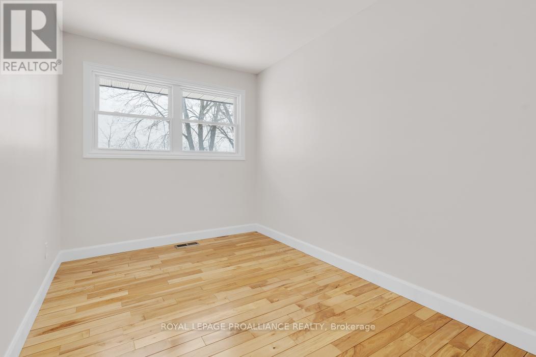 169 Wright Avenue, Belleville, Ontario  K8P 4E7 - Photo 14 - X12838612