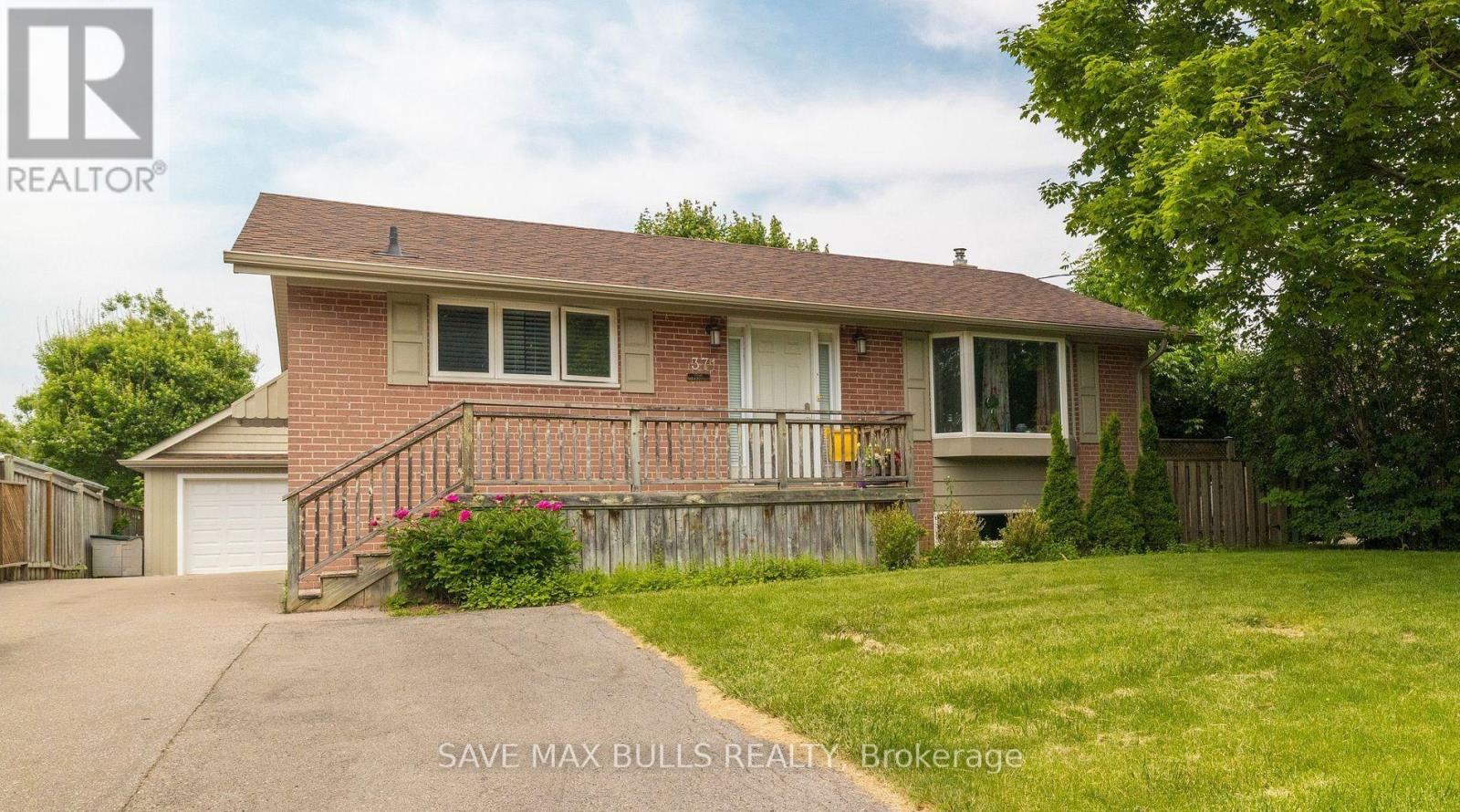 MAIN - 371 MEADOWBROOK DRIVE, Milton, Ontario