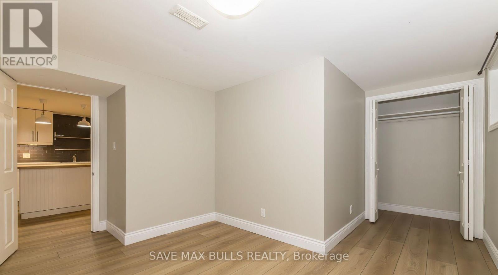 371 Meadowbrook Drive, Milton, Ontario  L9T 2C1 - Photo 16 - W12549646