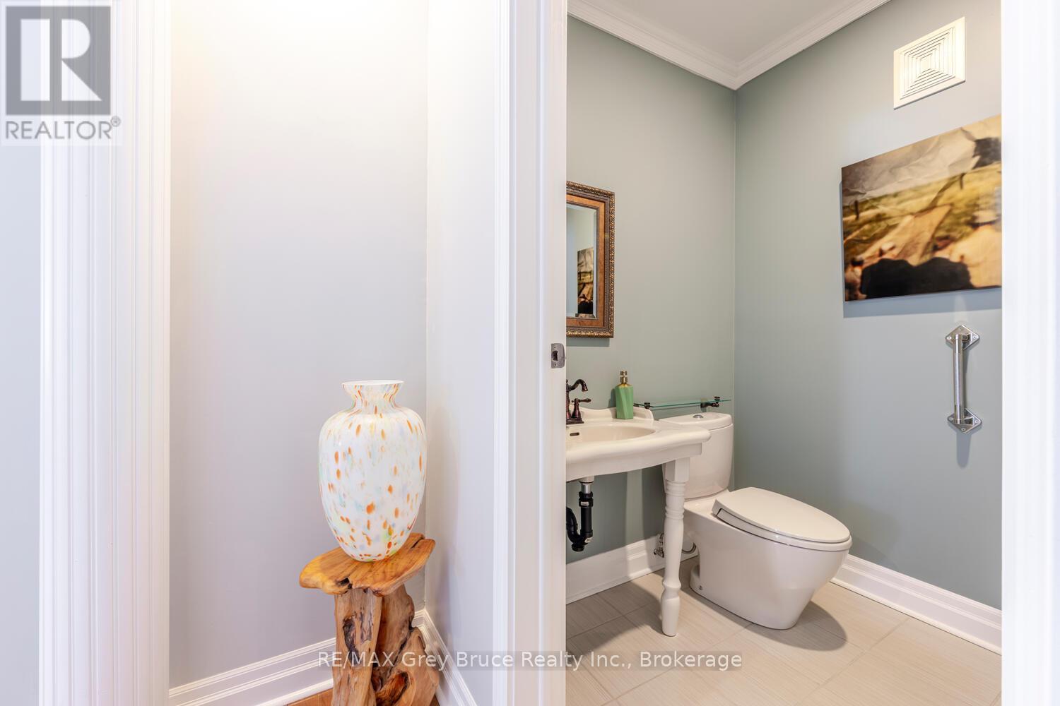 424 Huron Road, South Bruce Peninsula, Ontario  N0H 2T0 - Photo 10 - X12841588