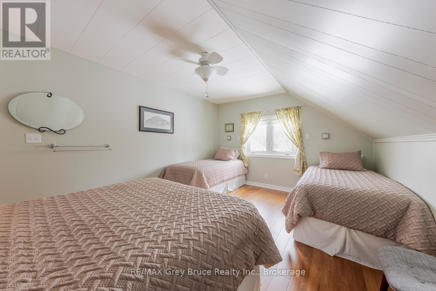 424 Huron Road, South Bruce Peninsula, Ontario  N0H 2T0 - Photo 34 - X12841588