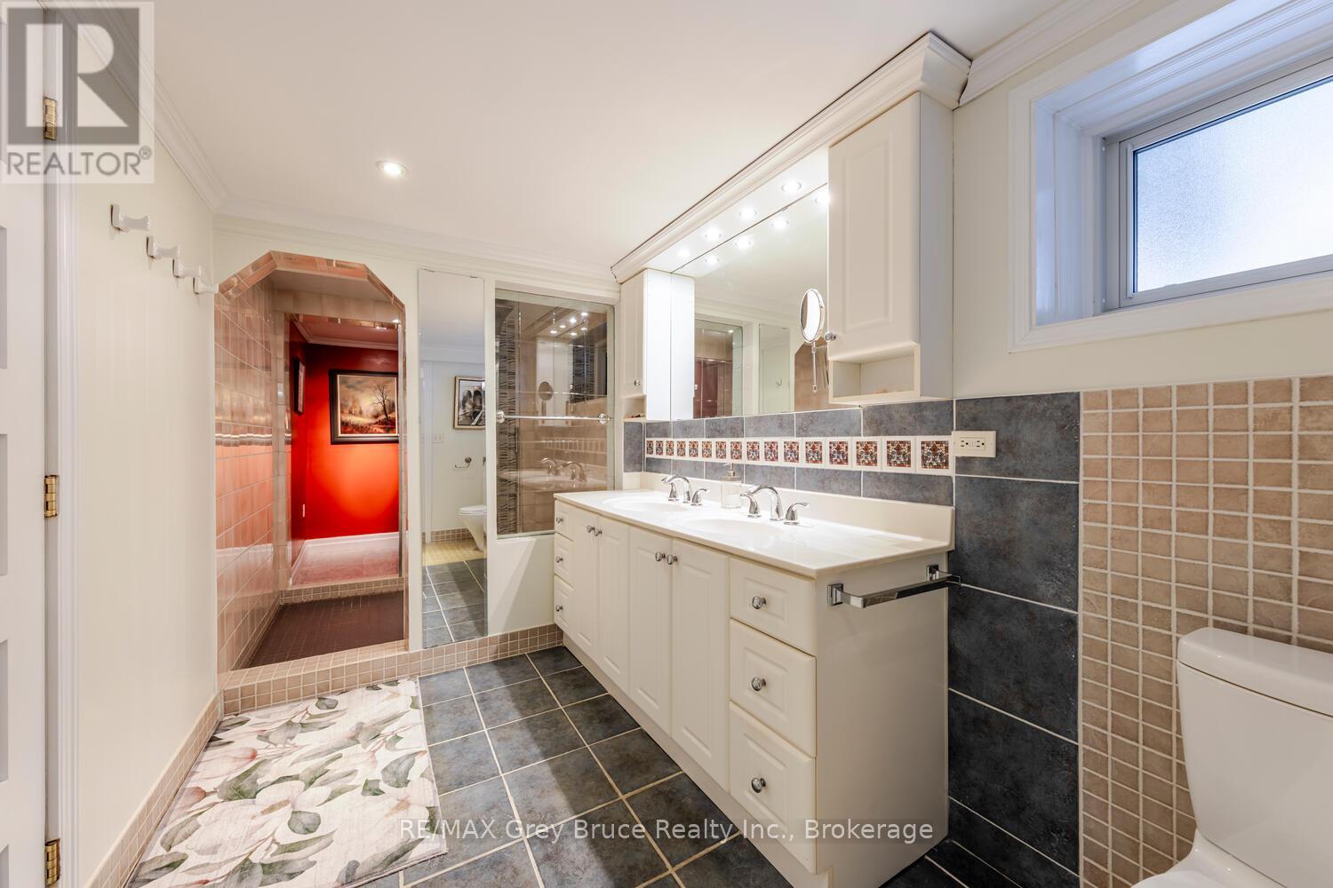 424 Huron Road, South Bruce Peninsula, Ontario  N0H 2T0 - Photo 37 - X12841588