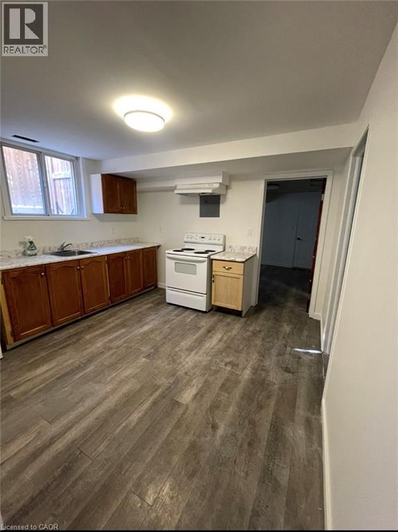 343 Upper Wentworth Street, Hamilton, Ontario  L9A 4T4 - Photo 4 - 40802801