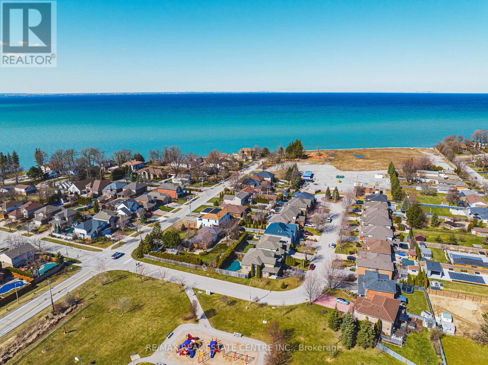 19 Liuna Court, Hamilton, Ontario  L8E 5Z1 - Photo 42 - X12440547