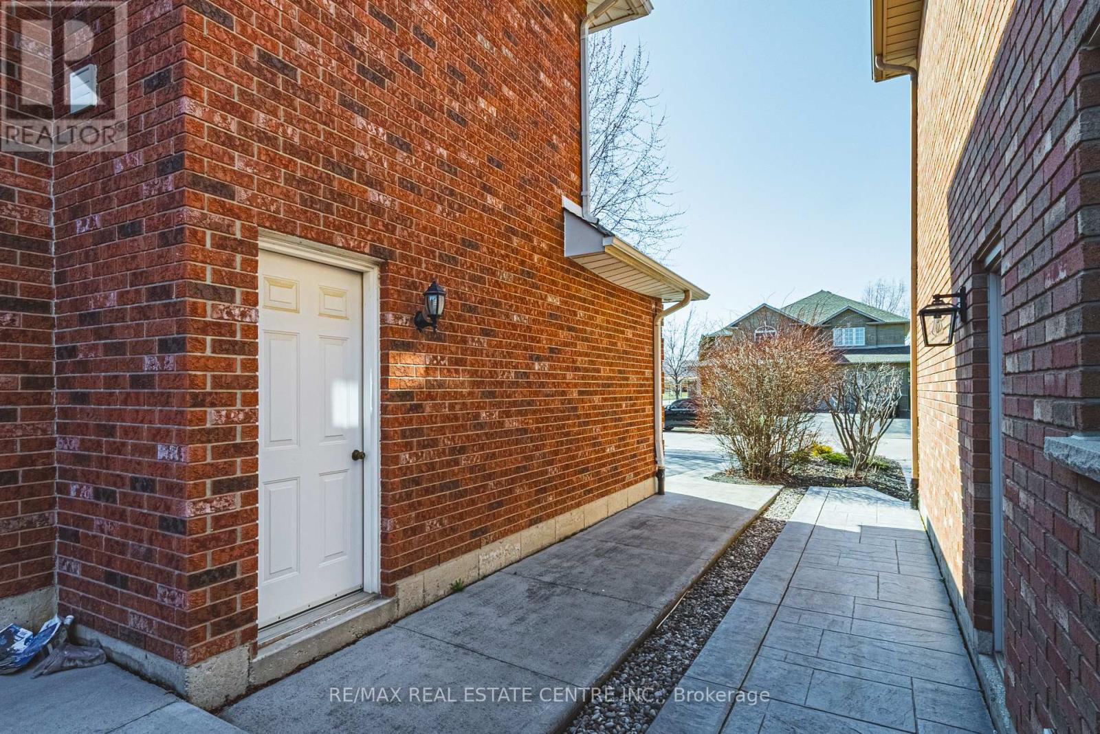 19 Liuna Court, Hamilton, Ontario  L8E 5Z1 - Photo 47 - X12440547