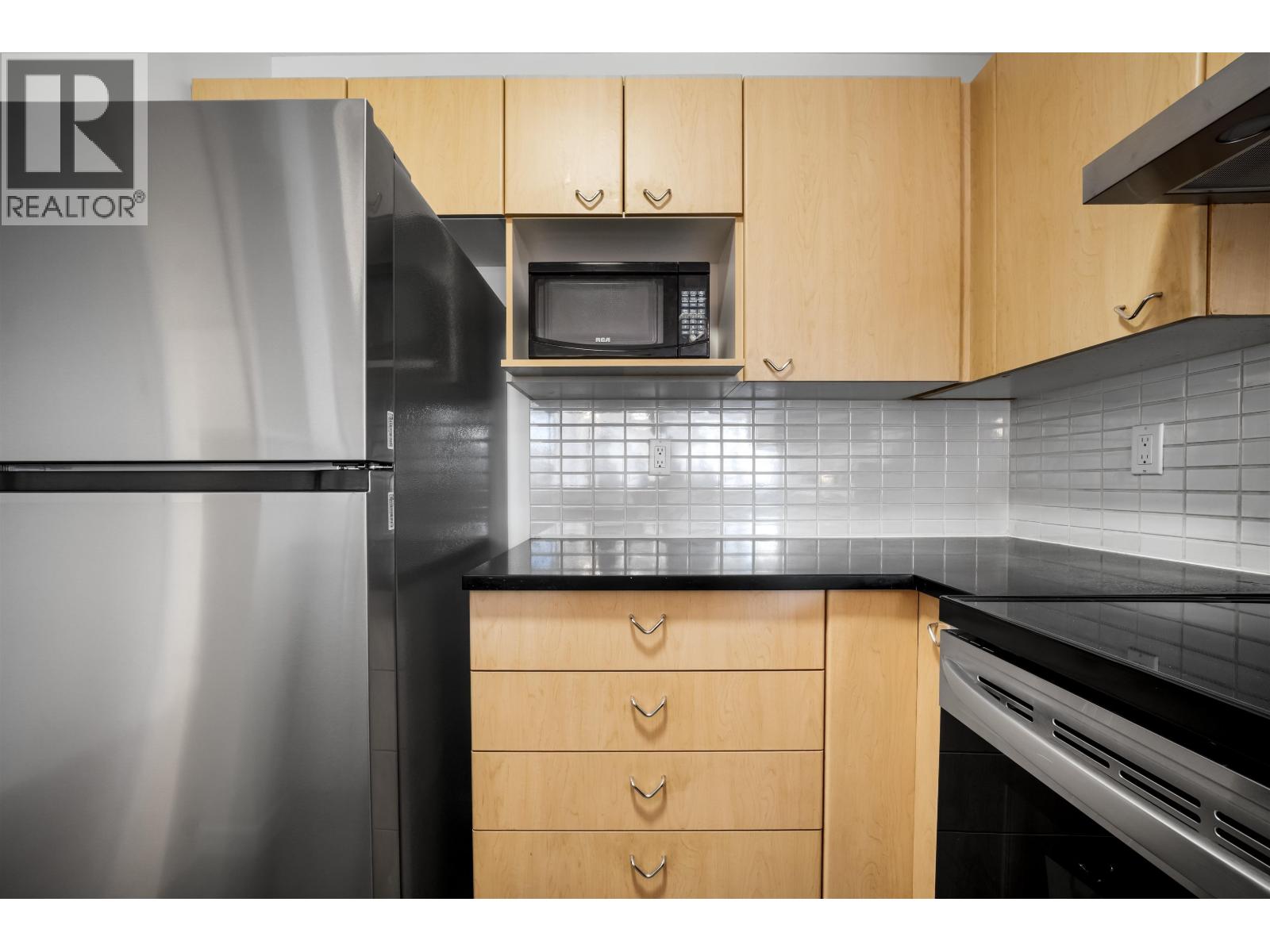 602 8180 Granville Avenue, Richmond, British Columbia  V6Y 4G1 - Photo 11 - R3094994