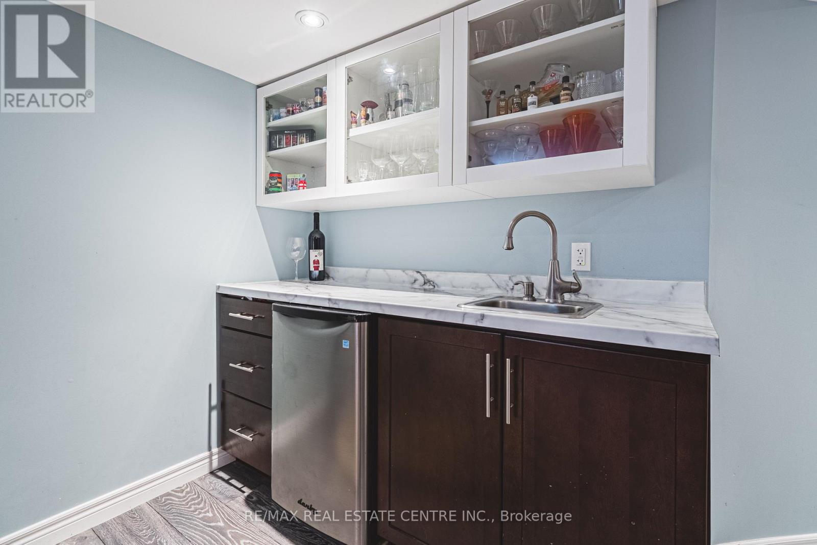 19 Liuna Court, Hamilton, Ontario  L8E 5Z1 - Photo 35 - X12440547