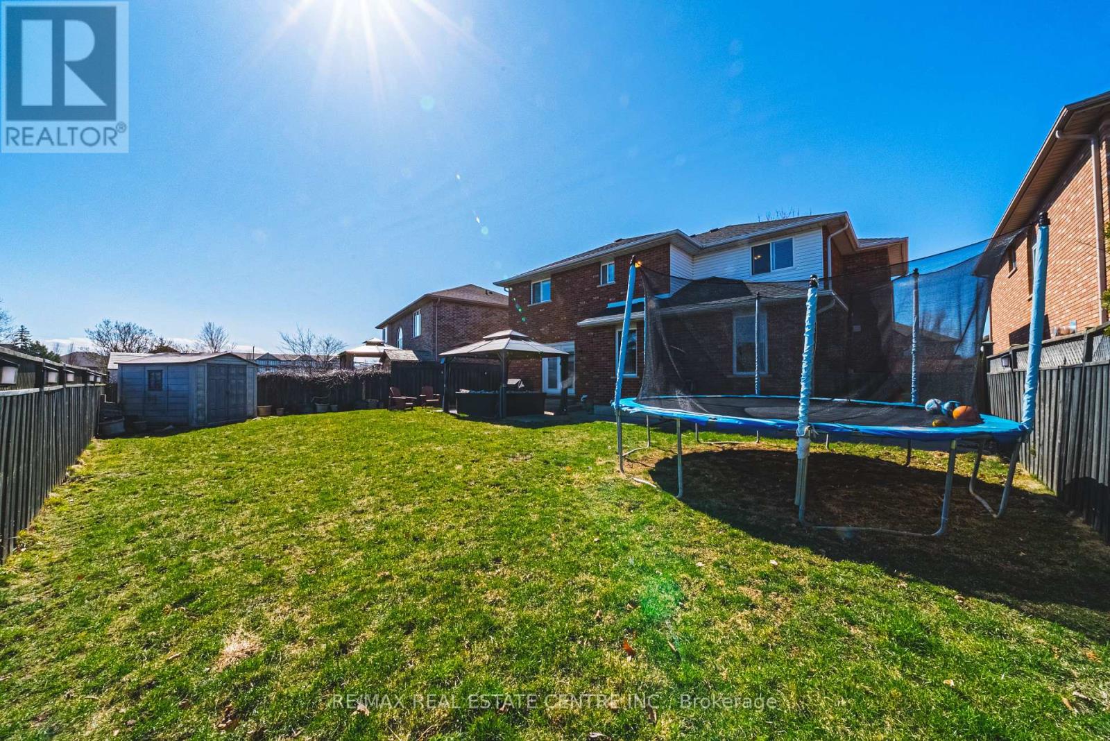 19 Liuna Court, Hamilton, Ontario  L8E 5Z1 - Photo 49 - X12440547