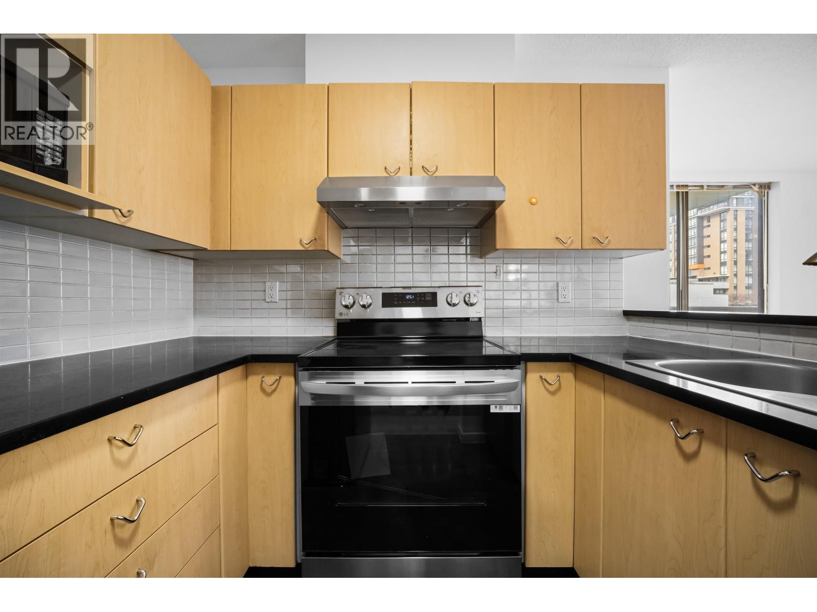 602 8180 Granville Avenue, Richmond, British Columbia  V6Y 4G1 - Photo 9 - R3094994