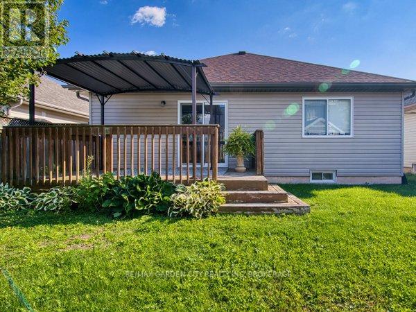 180 Drapers Street, Welland, Ontario  L3C 7N2 - Photo 8 - X12394228