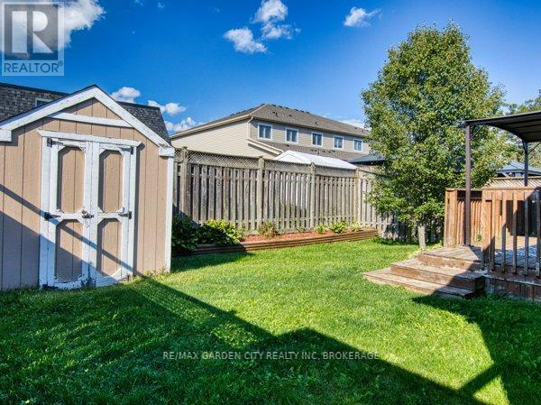 180 Drapers Street, Welland, Ontario  L3C 7N2 - Photo 5 - X12394228