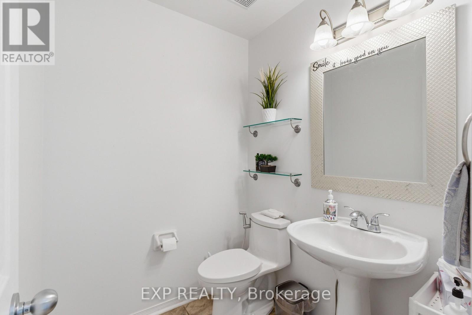 92 Stonebriar Drive, Ottawa, Ontario  K2G 5Y1 - Photo 4 - X12841428