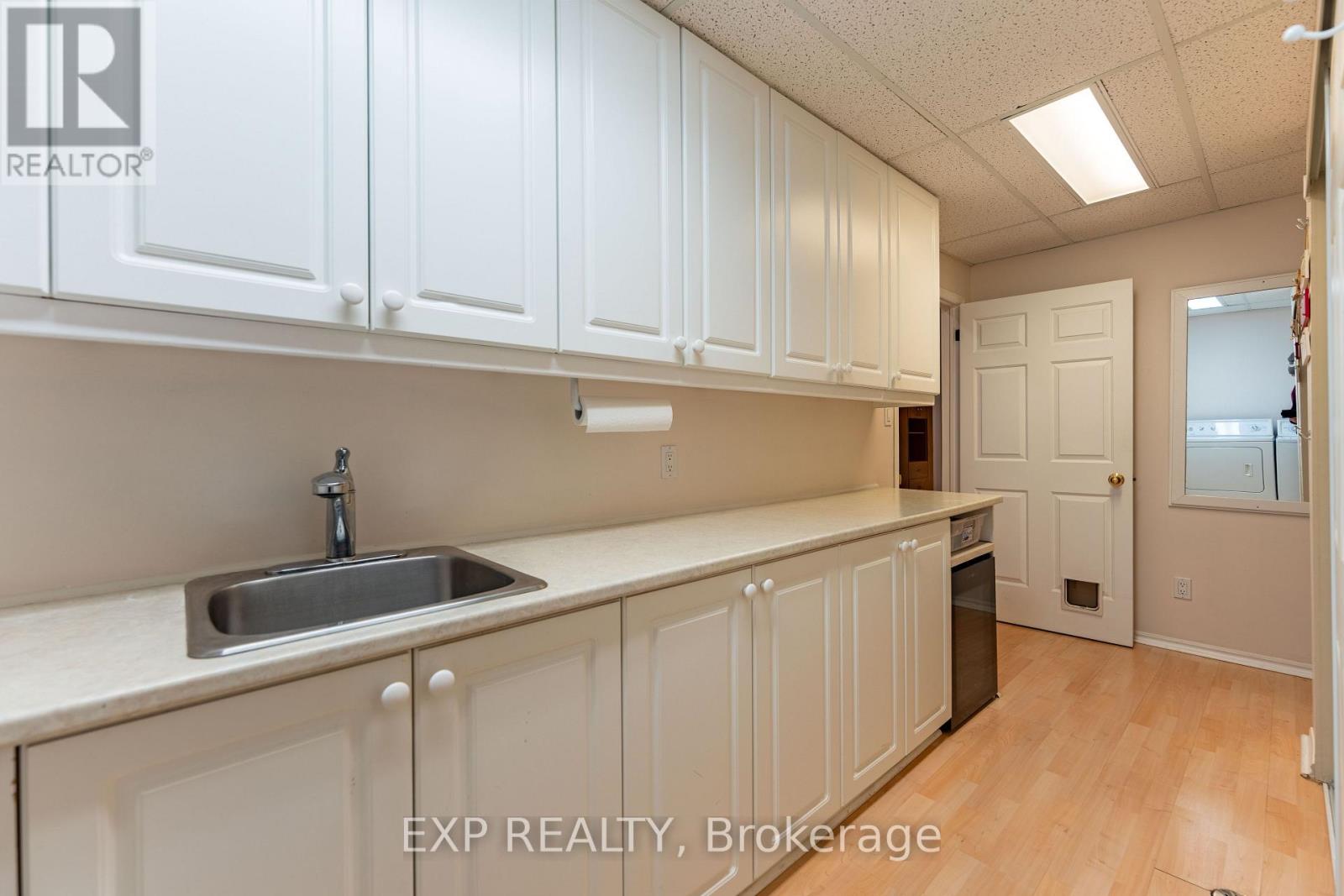 2 - 111 Echo Drive, Ottawa, Ontario  K1S 5K8 - Photo 34 - X12841556