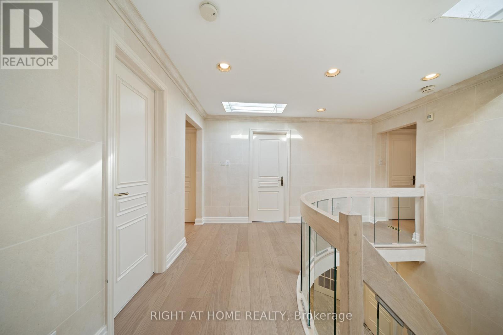 1 Chipstead Road, Toronto, Ontario  M3B 3E5 - Photo 20 - C12697120