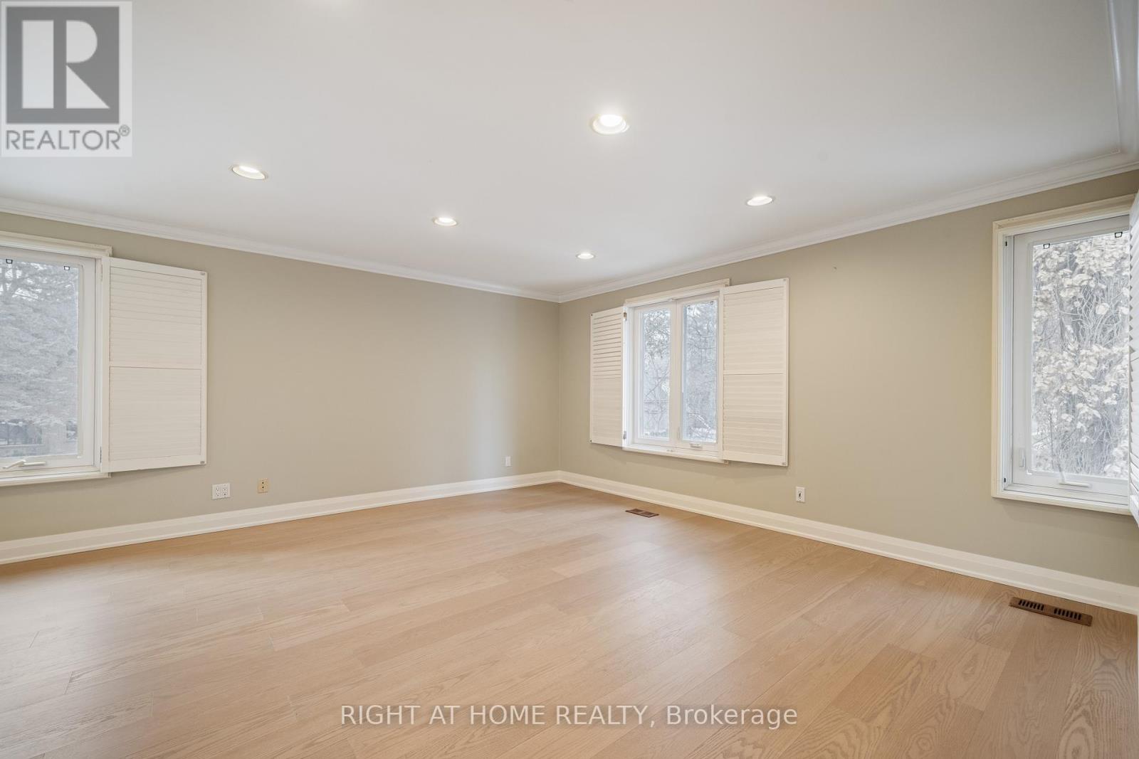1 Chipstead Road, Toronto, Ontario  M3B 3E5 - Photo 22 - C12697120