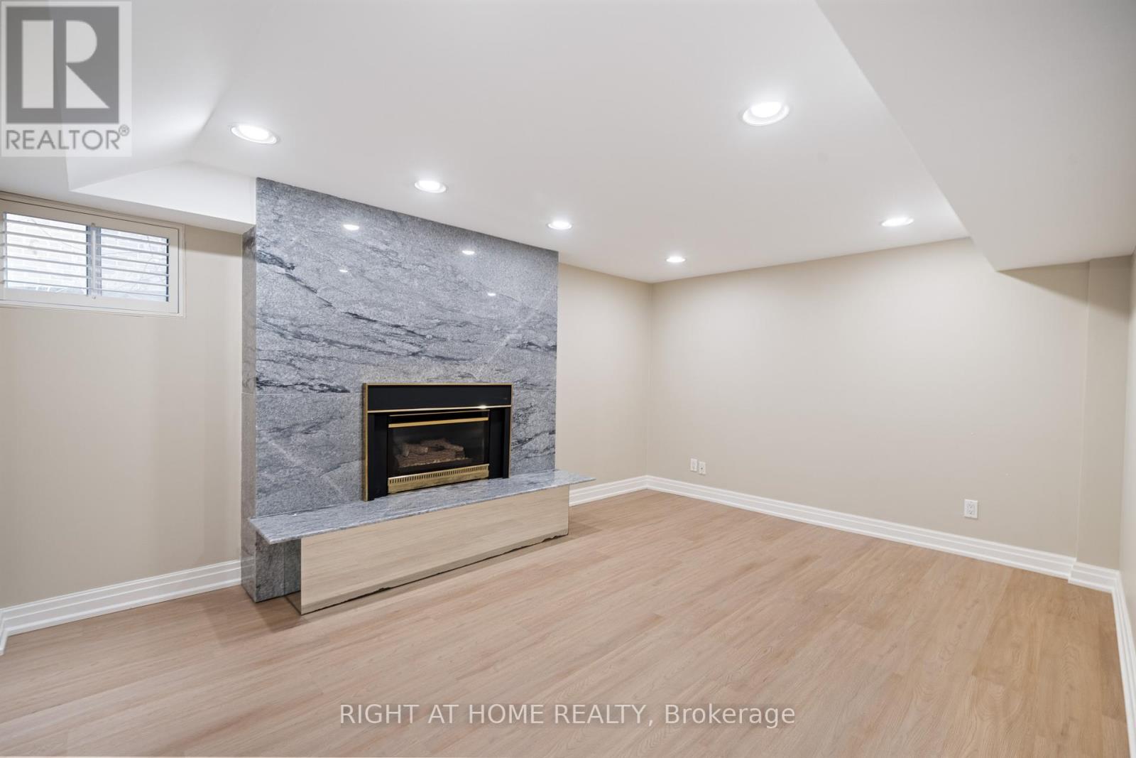 1 Chipstead Road, Toronto, Ontario  M3B 3E5 - Photo 34 - C12697120