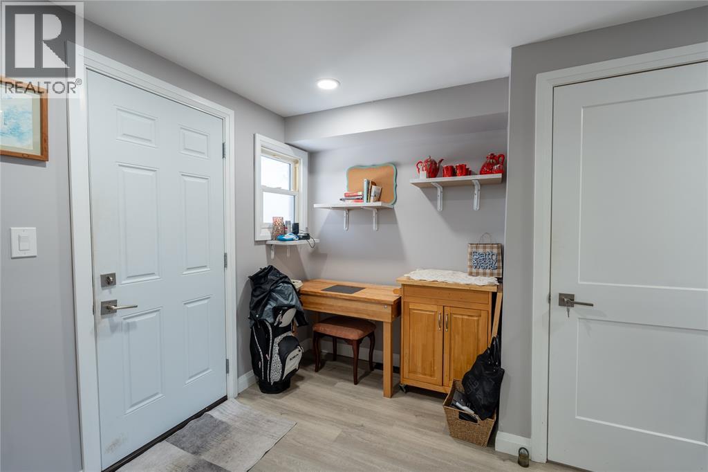 1177 Pontiac Drive, Sarnia, Ontario  N7S 3B1 - Photo 24 - 26003910