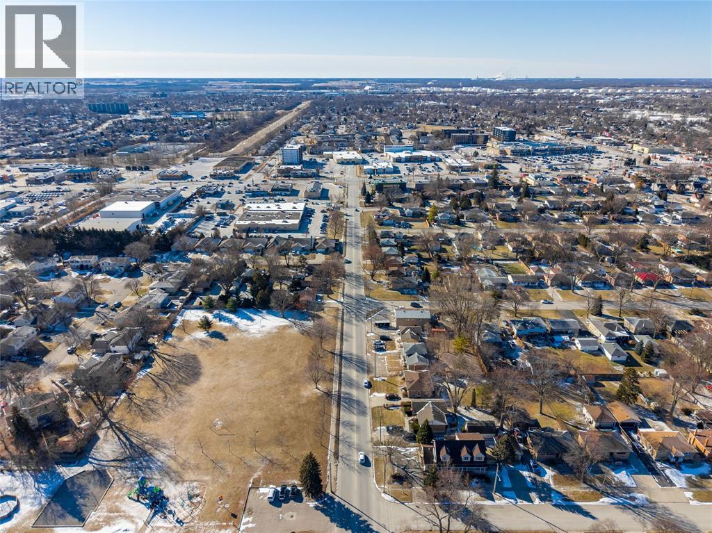 1177 Pontiac Drive, Sarnia, Ontario  N7S 3B1 - Photo 39 - 26003910