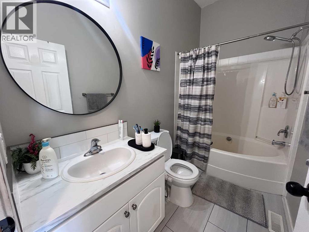 9265 94 Avenue, Grande Prairie, Alberta T8V 7S1 - Photo 9 - A2288113