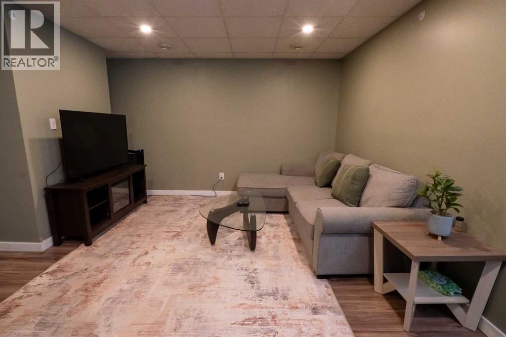 9265 94 Avenue, Grande Prairie, Alberta T8V 7S1 - Photo 12 - A2288113