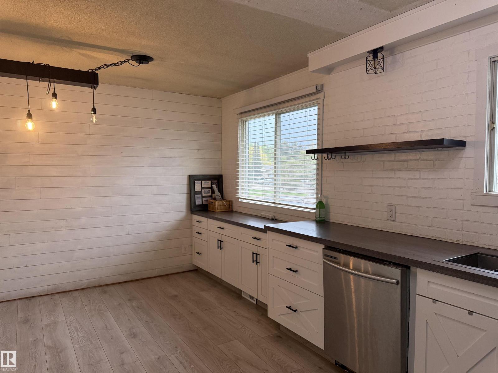 5509 49 St, Drayton Valley, Alberta  T7A 1A3 - Photo 5 - E4475690