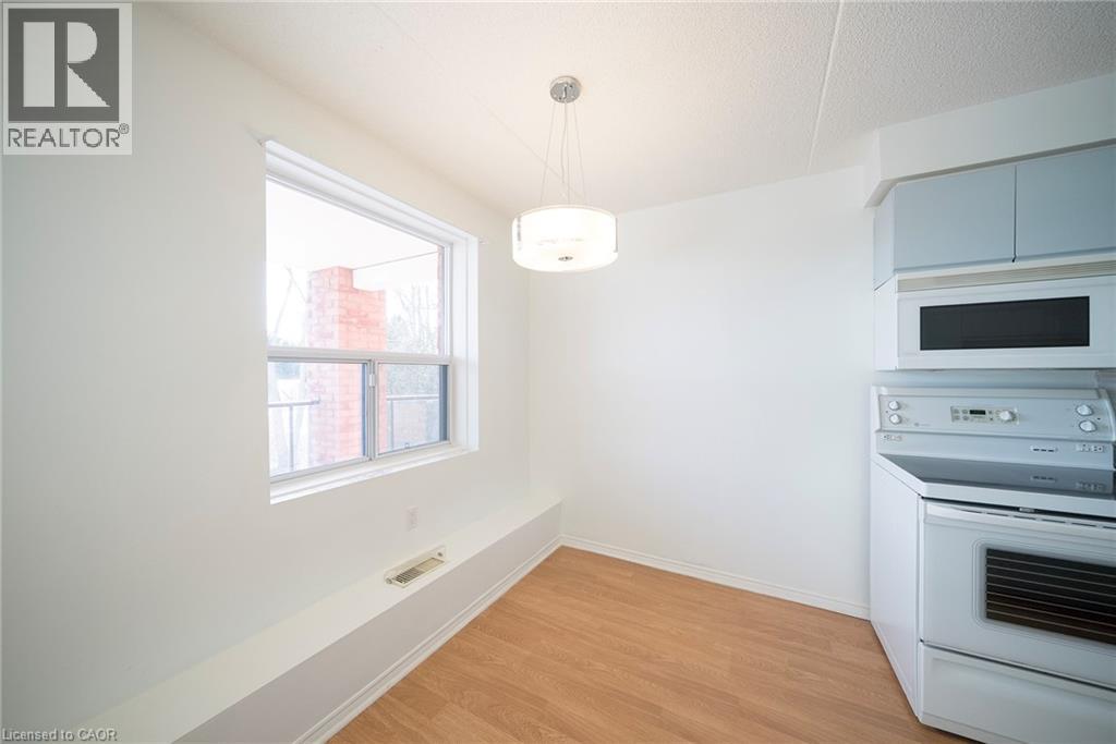 17 Mill Pond Court Unit# 301, Simcoe, Ontario  N3Y 5H9 - Photo 7 - 40808917