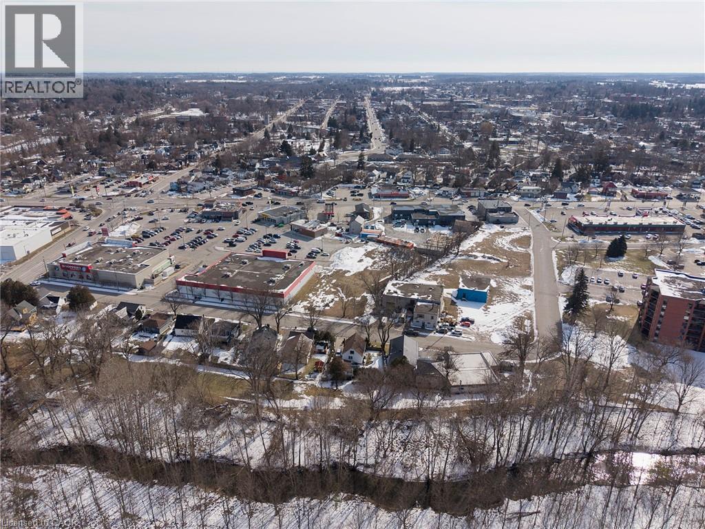 17 Mill Pond Court Unit# 301, Simcoe, Ontario  N3Y 5H9 - Photo 24 - 40808917