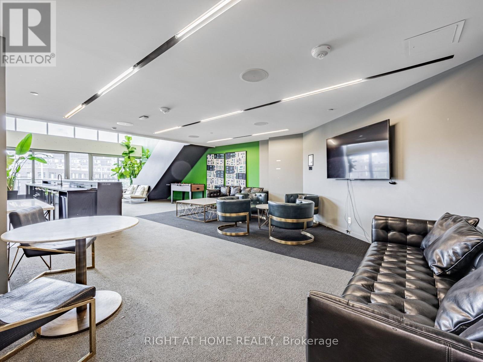 1210 - 170 Bayview Avenue, Toronto, Ontario  M5A 0M4 - Photo 28 - C12841402