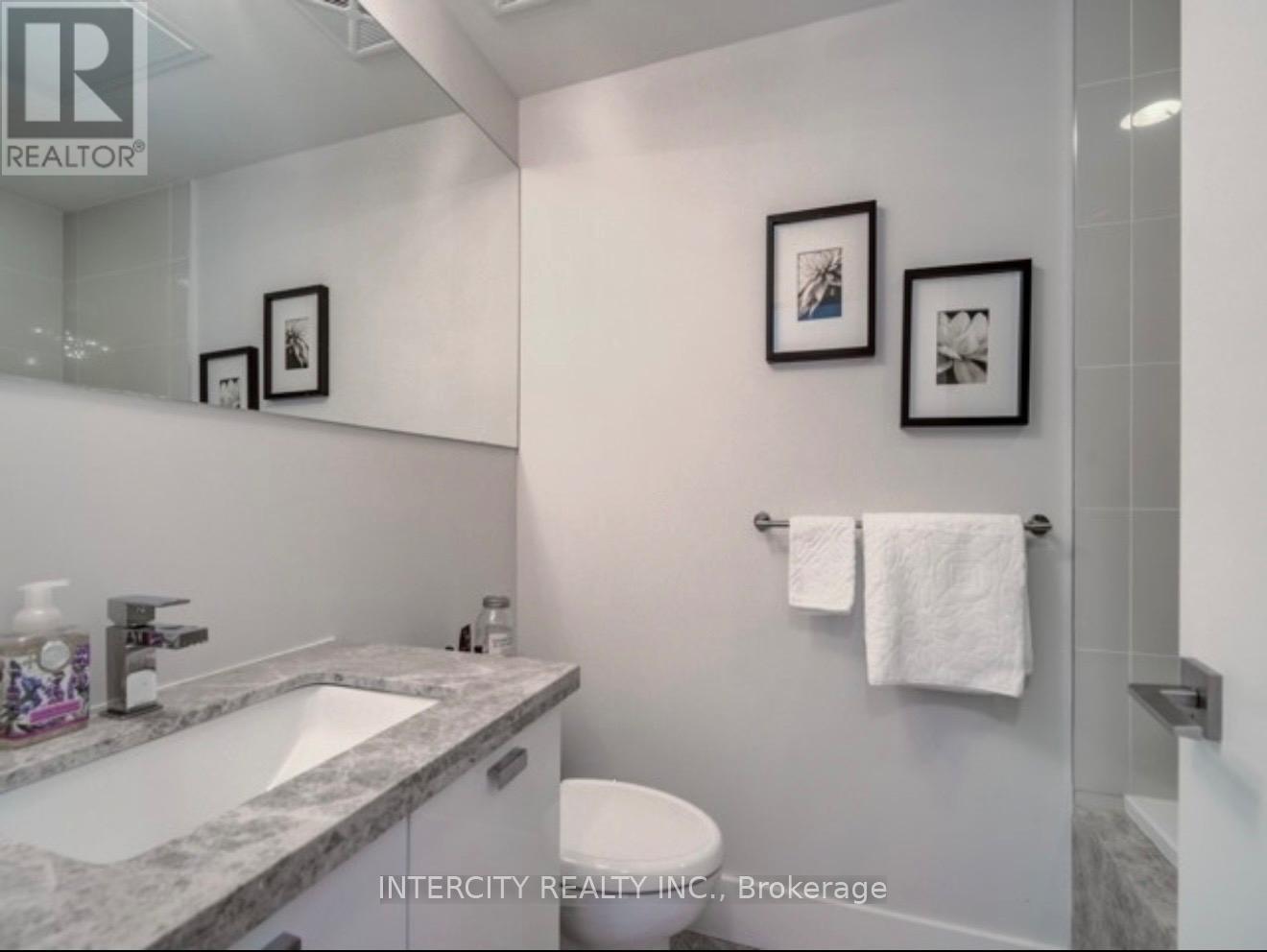 1802 - 32 Davenport Road, Toronto, Ontario  M5R 1H3 - Photo 12 - C12841518