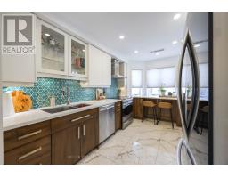 D - 921 ADELAIDE STREET W, Toronto, Ontario