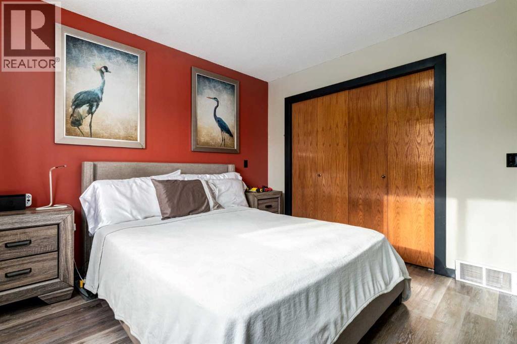 140 Stonegate Close Nw, Airdrie, Alberta  T4B 2V2 - Photo 15 - A2282484