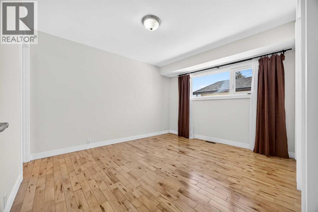 128 Bermuda Drive Nw, Calgary, Alberta  T3K 1H8 - Photo 22 - A2286966