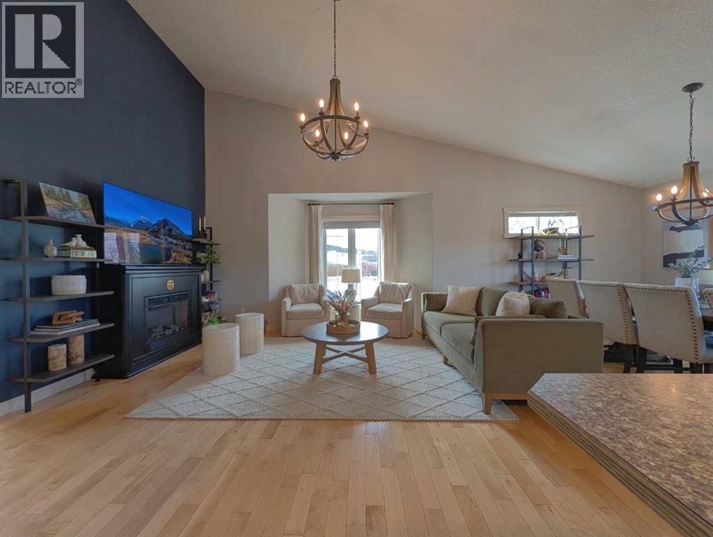 1508 Mcalpine Street, Carstairs, Alberta  T0M 0N0 - Photo 6 - A2289227