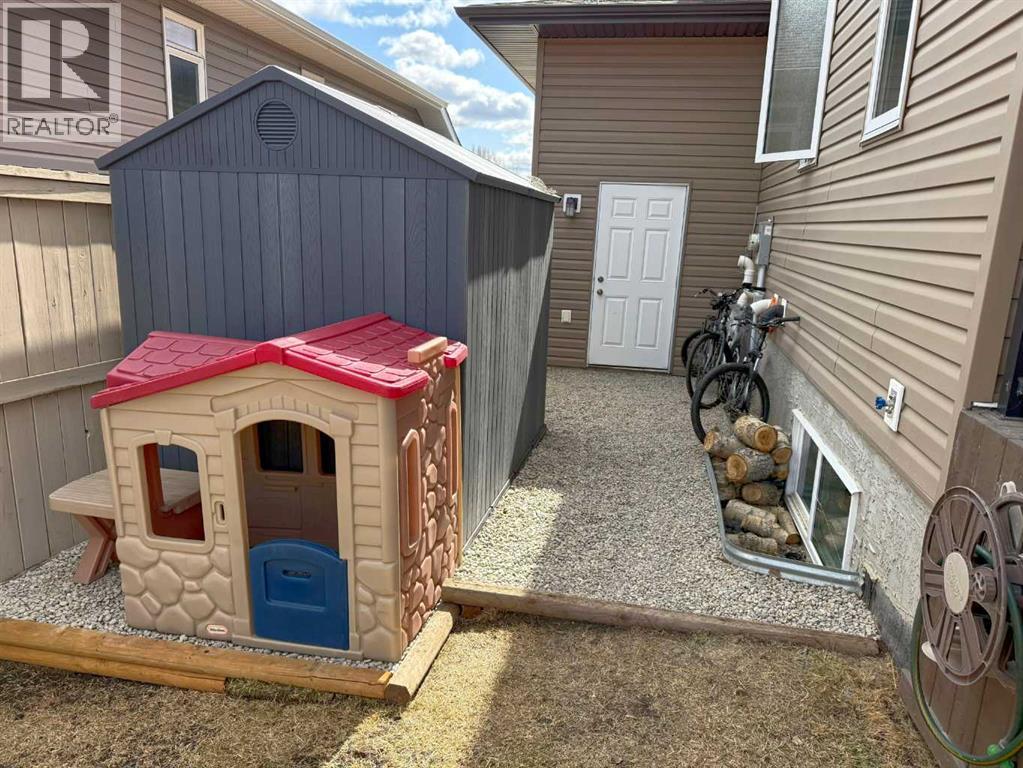 1508 Mcalpine Street, Carstairs, Alberta  T0M 0N0 - Photo 38 - A2289227