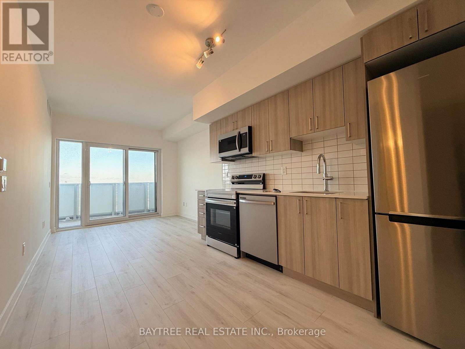 1603 - 1010 Sandy Beach Road, Pickering, Ontario  L1W 0C7 - Photo 5 - E12841486