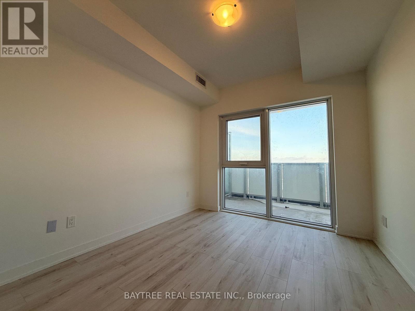 1603 - 1010 Sandy Beach Road, Pickering, Ontario  L1W 0C7 - Photo 6 - E12841486