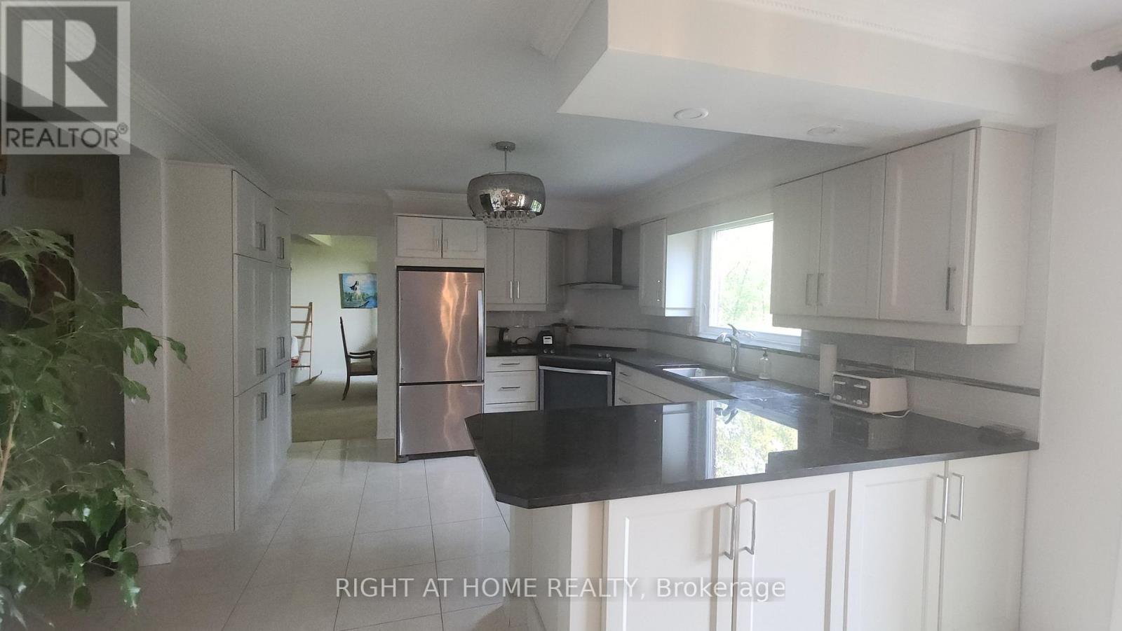 2853 Bellwood Drive, Clarington, Ontario  L1B 0L5 - Photo 5 - E12841548