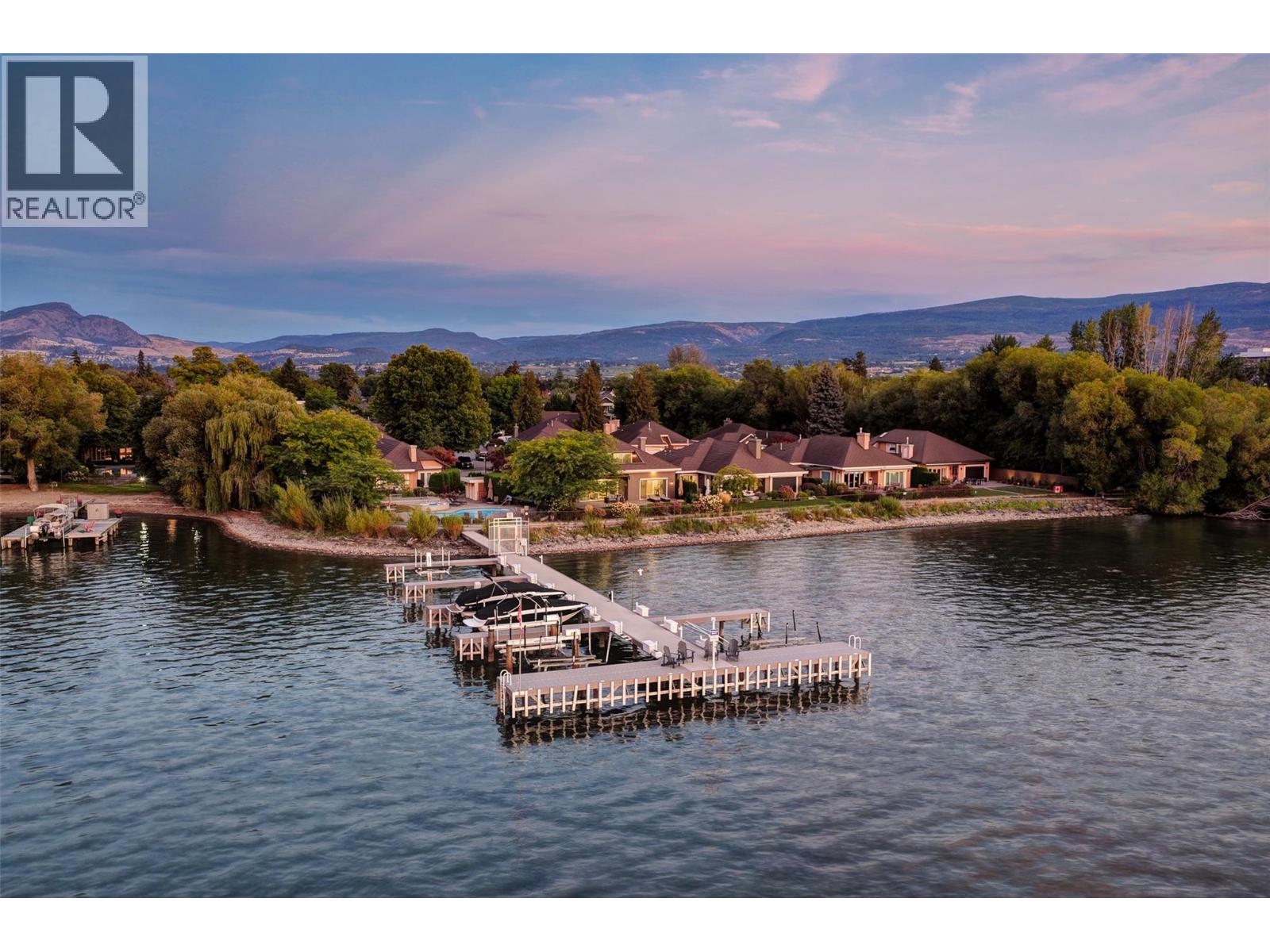 2368 Abbott Street Unit# 20, Kelowna, British Columbia  V1Y 9G7 - Photo 2 - 10377616