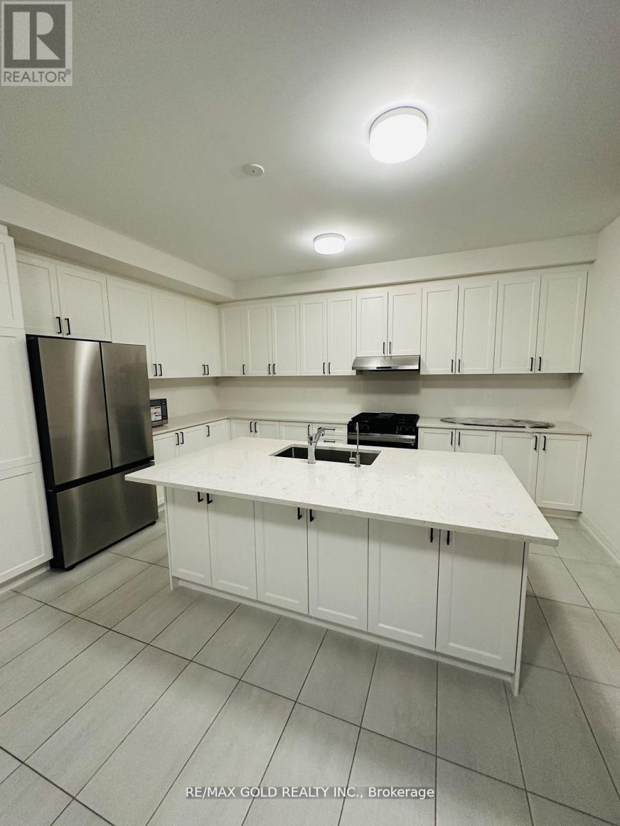 5 Bluebird Boulevard, Adjala-Tosorontio (Colgan), Ontario  L0G 1W0 - Photo 6 - N12841380