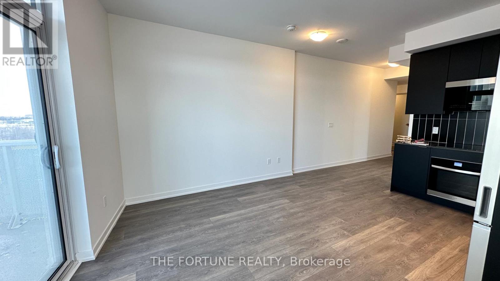 913 - 10 Abeja Street, Vaughan, Ontario  L4K 0R4 - Photo 5 - N12841398