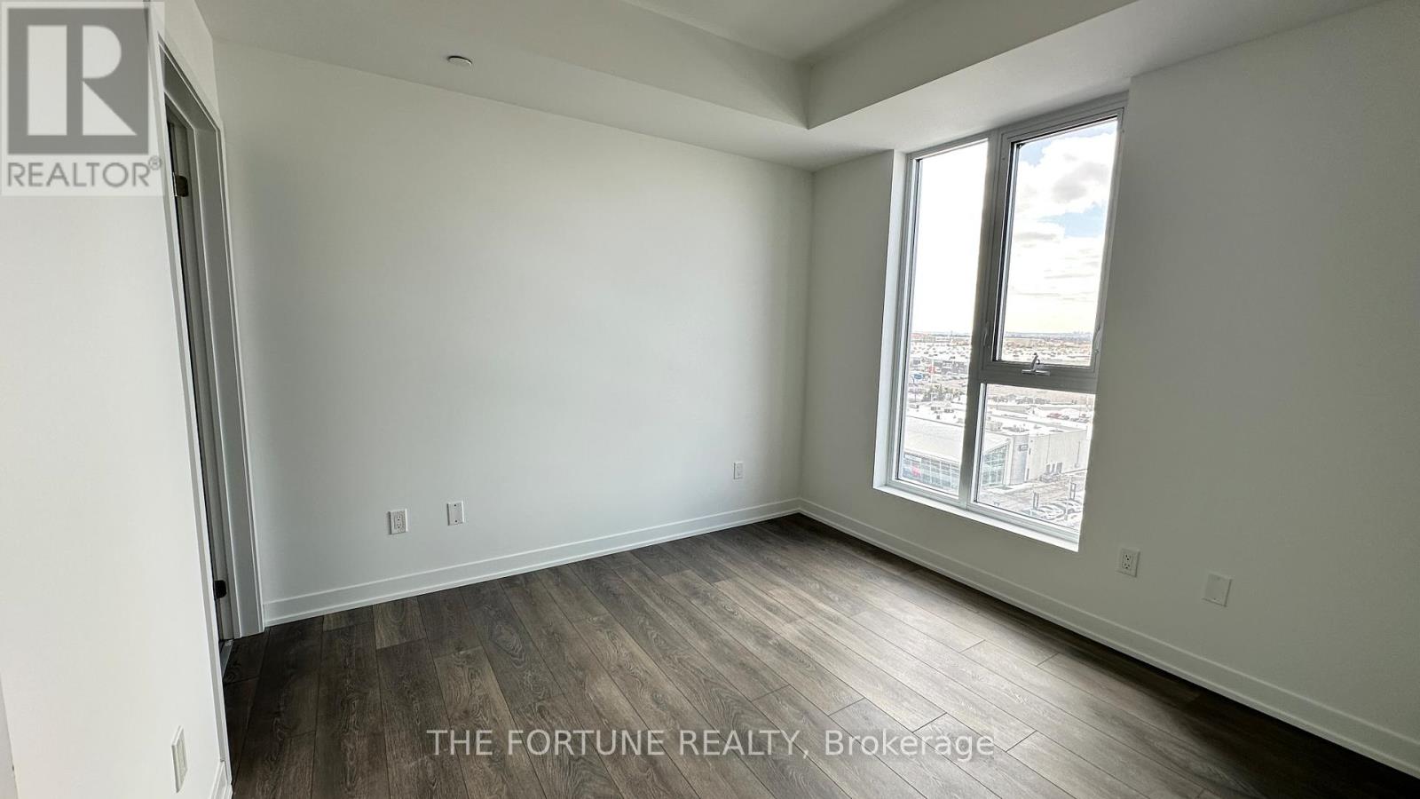 913 - 10 Abeja Street, Vaughan, Ontario  L4K 0R4 - Photo 7 - N12841398