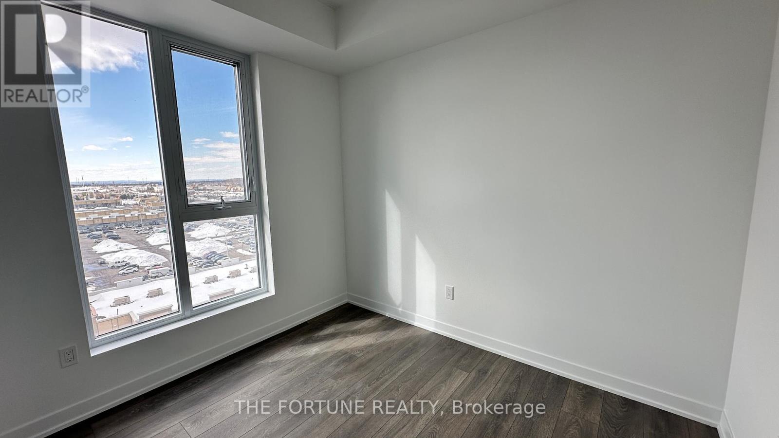 913 - 10 Abeja Street, Vaughan, Ontario  L4K 0R4 - Photo 9 - N12841398