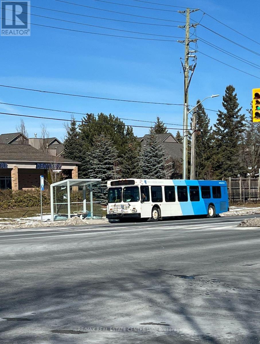 7 - 5 Swan Lake Boulevard, Markham, Ontario  L6E 0K7 - Photo 8 - N12841532