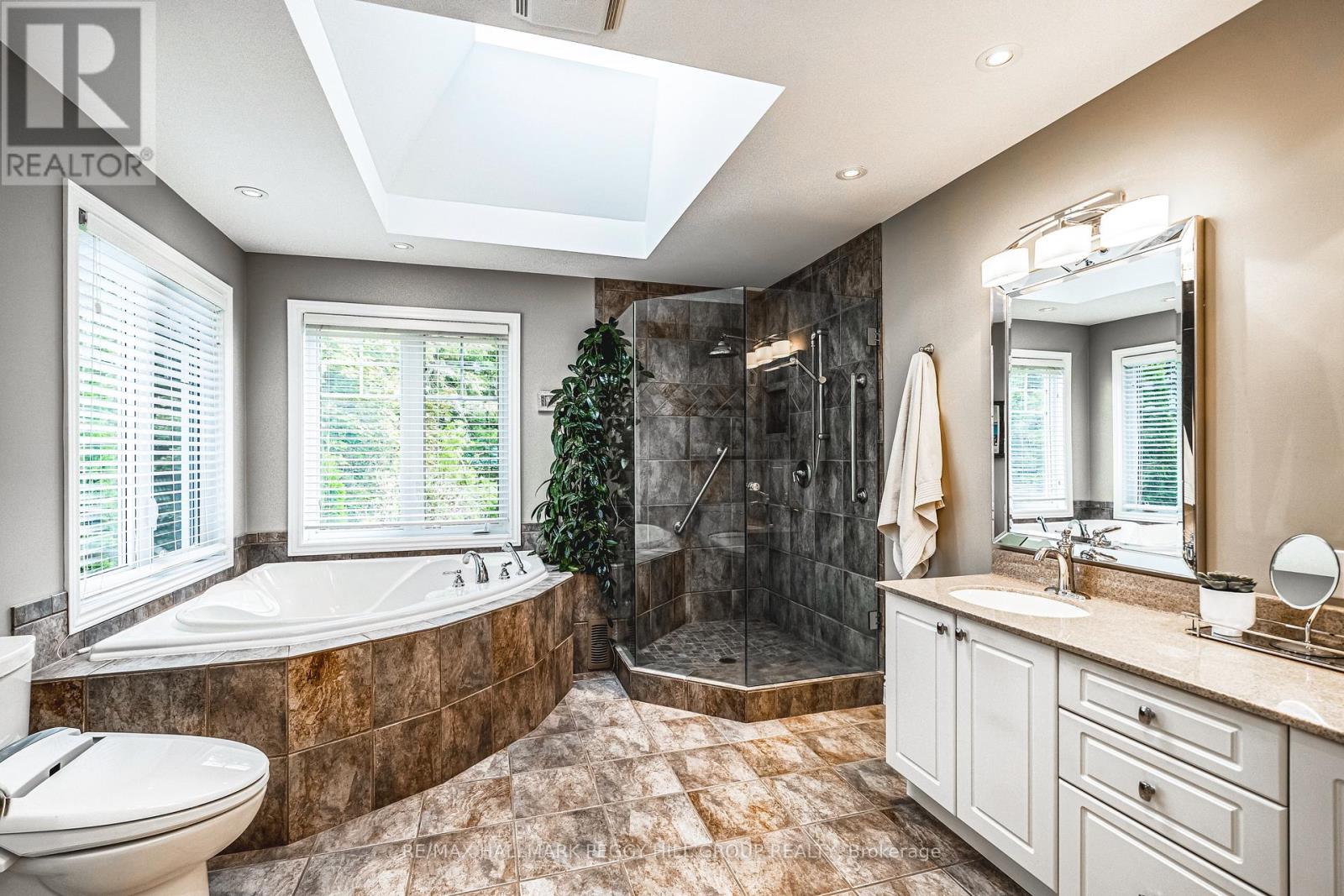 150 Collingwood Street, Barrie, Ontario  L4M 5M3 - Photo 21 - S12841370